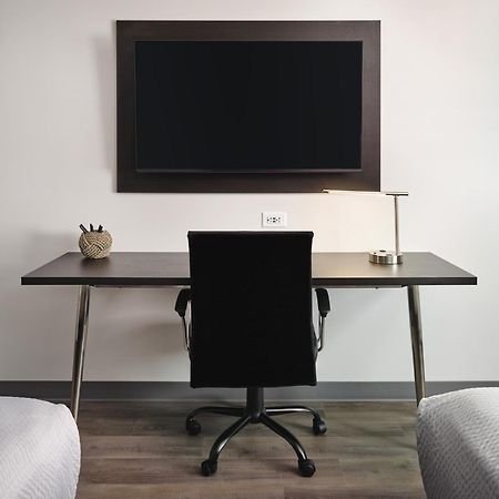 Stayapt Suites Greenville-Haywood Mall ภายนอก รูปภาพ