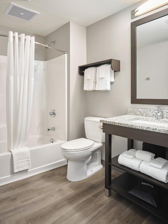 Stayapt Suites Greenville-Haywood Mall ภายนอก รูปภาพ