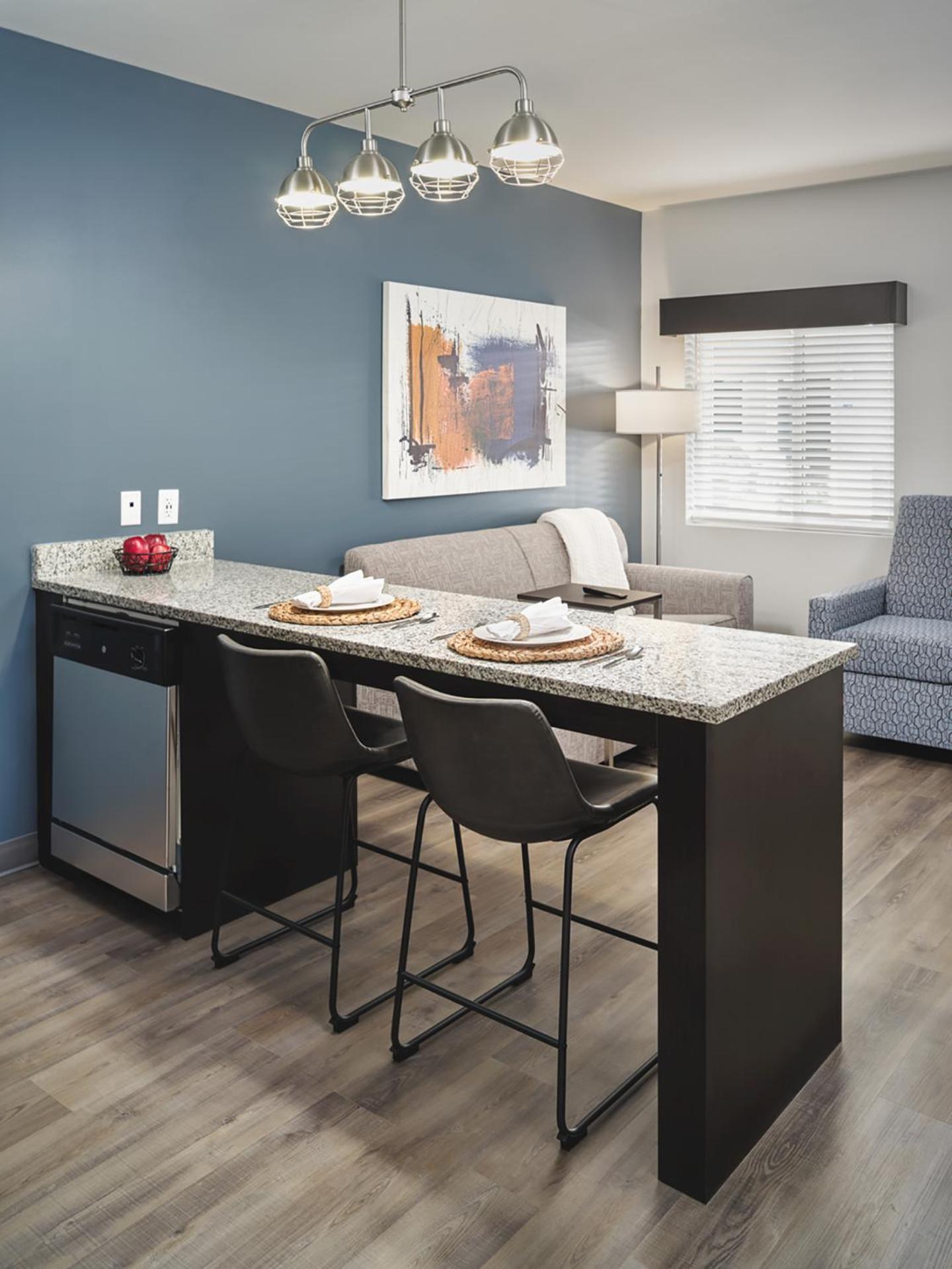Stayapt Suites Greenville-Haywood Mall ภายนอก รูปภาพ